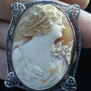 Meet your Posher, Nicole